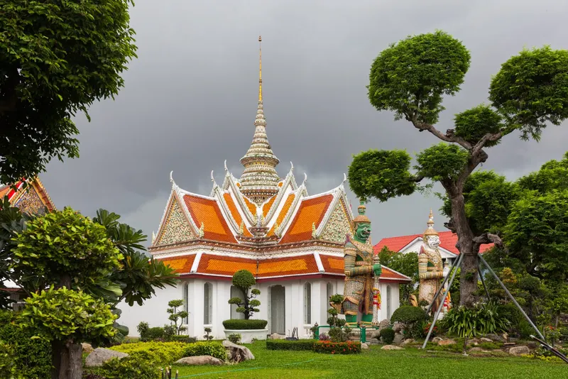 Bangkok, Phuket
